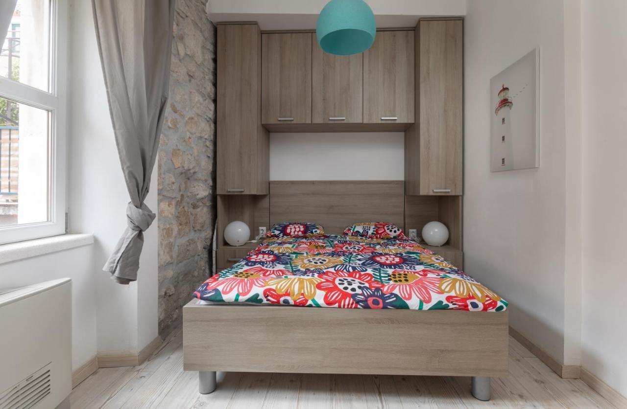 Apartment Coastal Villa Makarska Exterior foto